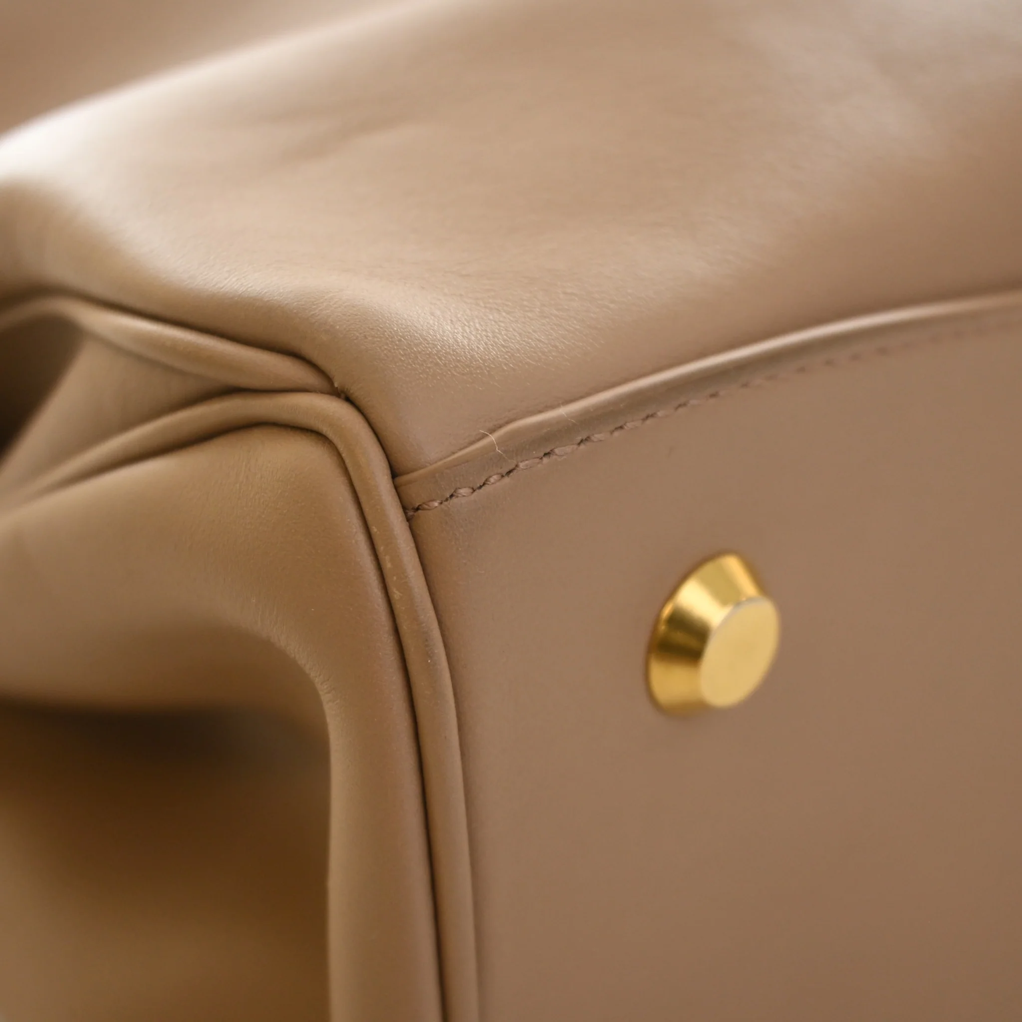 Balenciaga Large Calfskin Rodeo Handbag - Image 14