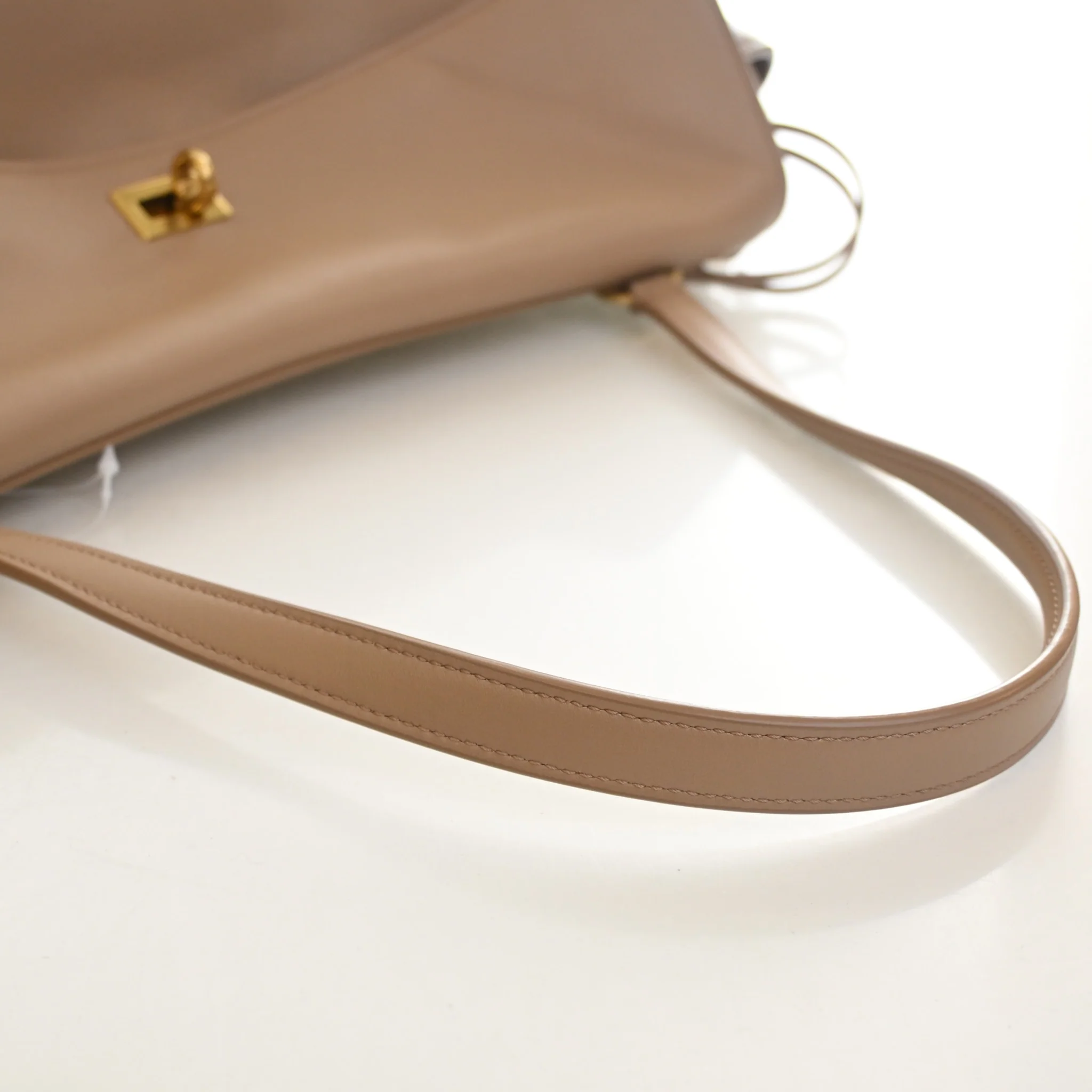 Balenciaga Large Calfskin Rodeo Handbag - Image 9