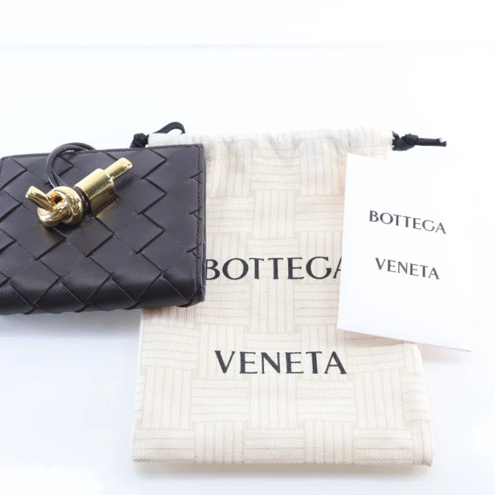 Bottega Veneta Calfskin Intrecciato Andiamo Flap Card Case - Image 15