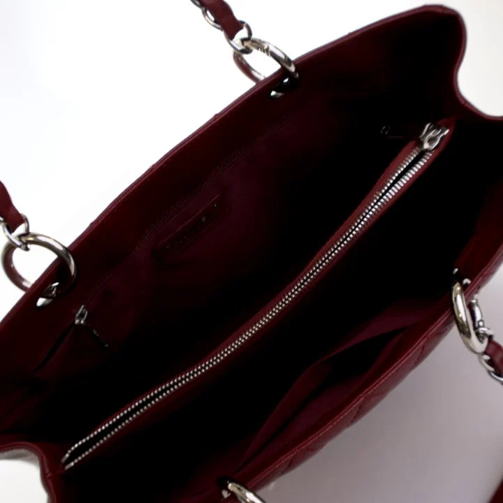 Chanel Caviar Grand Shopping Tote - Image 11