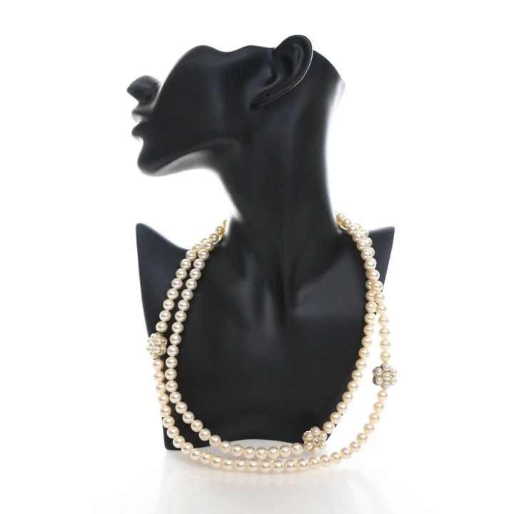 Chanel CC Cluster Pearl Necklace