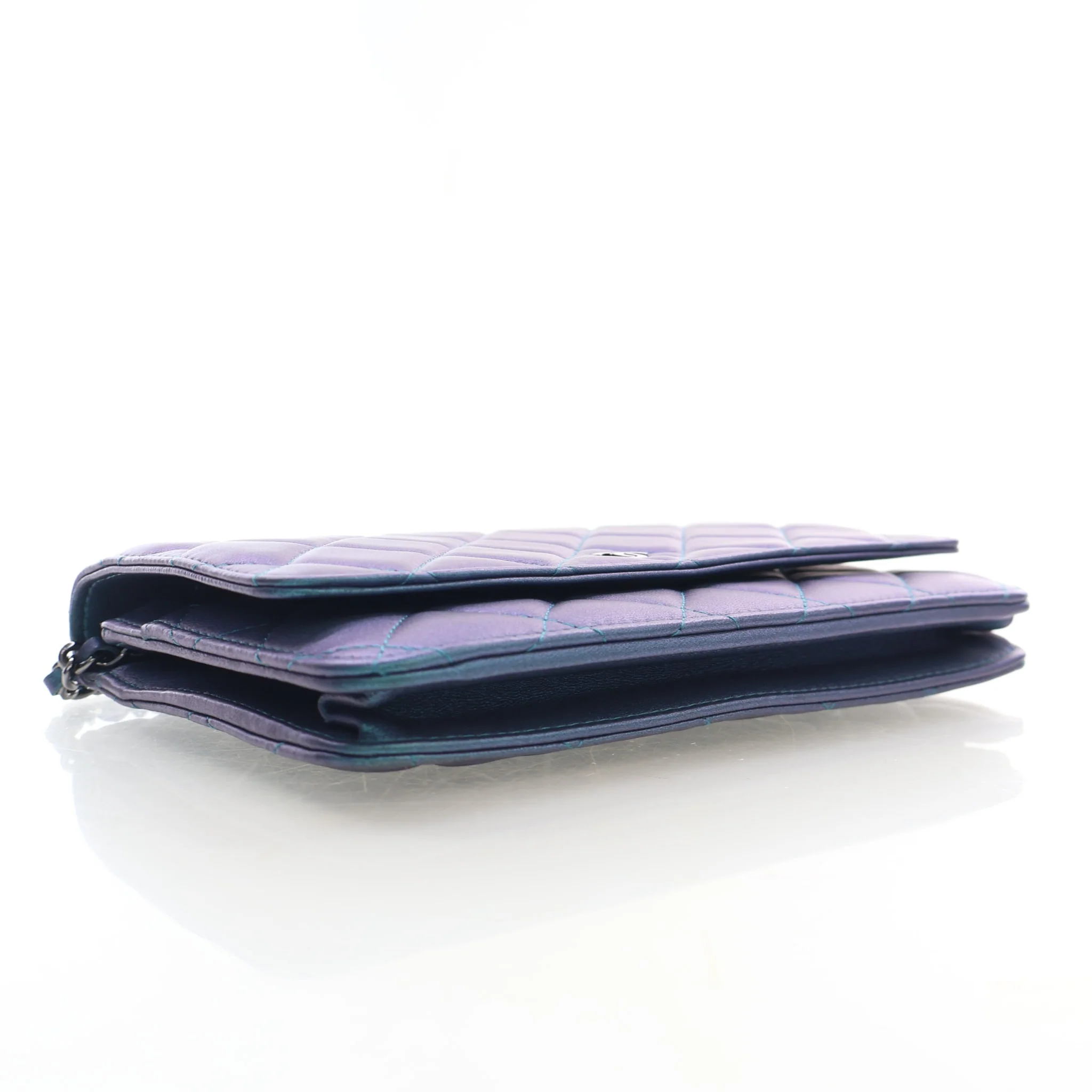 Chanel Iridescent Lambskin Wallet On Chain (WOC) - Image 5