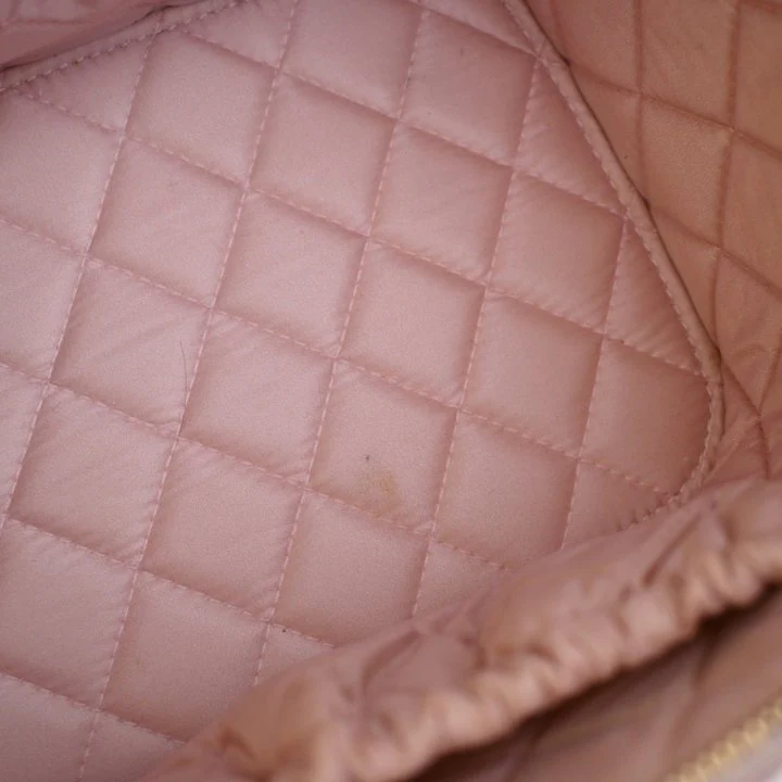 Chanel Large Caviar Vanity Case - Image 16