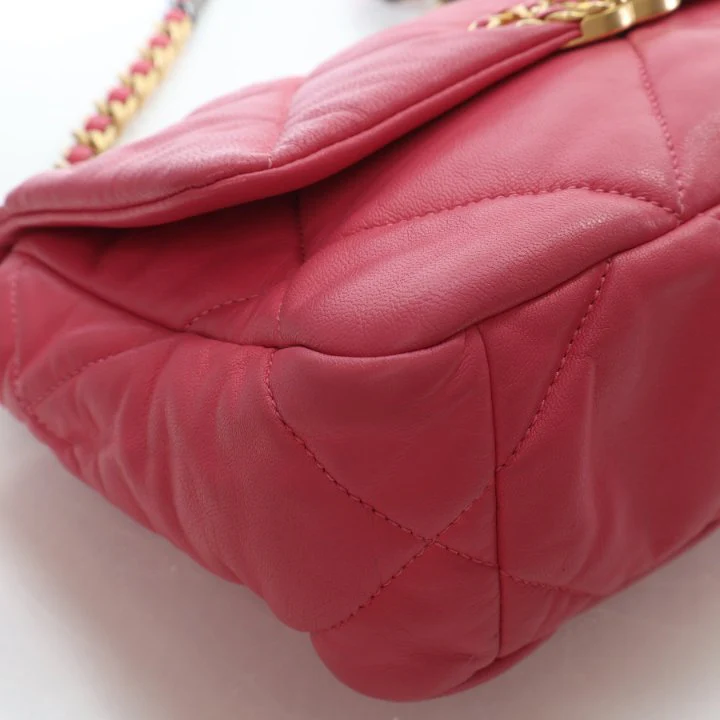 Chanel Medium Lambskin 19 Flap Bag - Image 6
