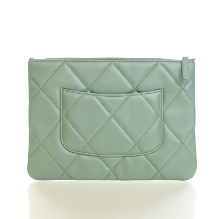 Chanel Medium Lambskin 19 O-Case - Image 10