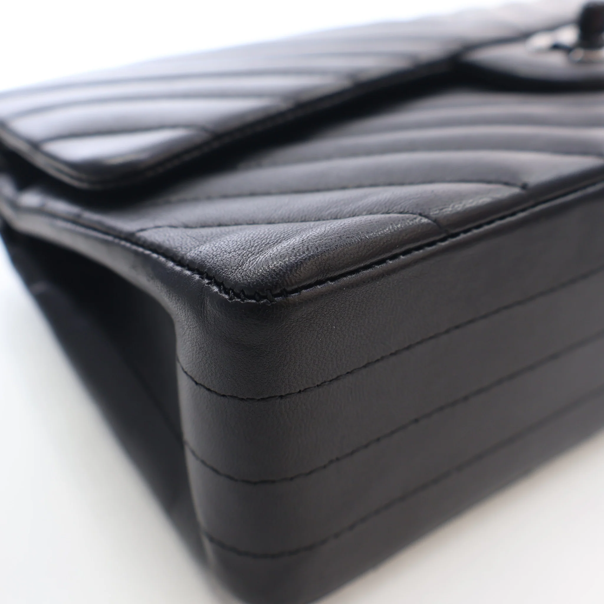 Chanel Medium Lambskin Chevron So Black Double Flap Bag - Image 6