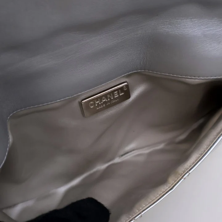 Chanel Metallic Patent Metal Handle Clutch - Image 12