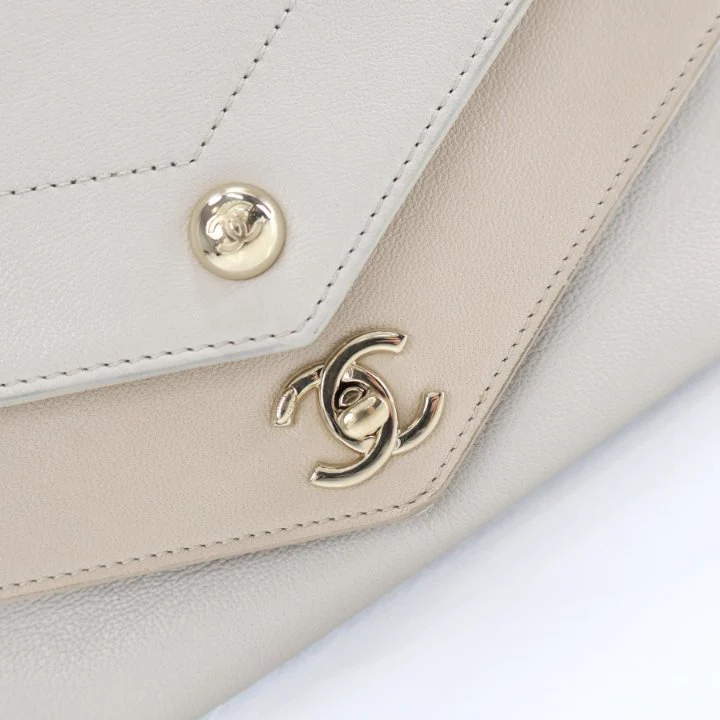 Chanel Mini Lambskin Chevron Double Waist Bag - Image 4
