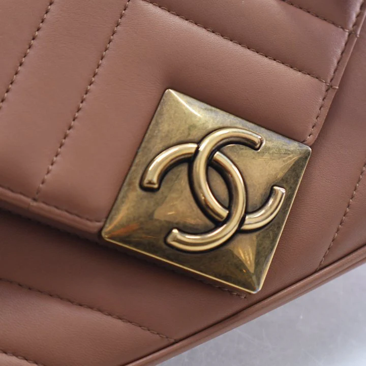 Chanel Mini Lambskin Chevron Pyramid CC Flap Bag - Image 4