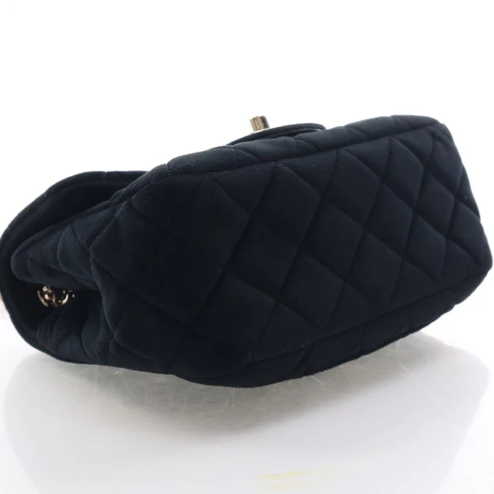 Chanel Mini Velvet Crystal Pearl Crush Bag - Image 7