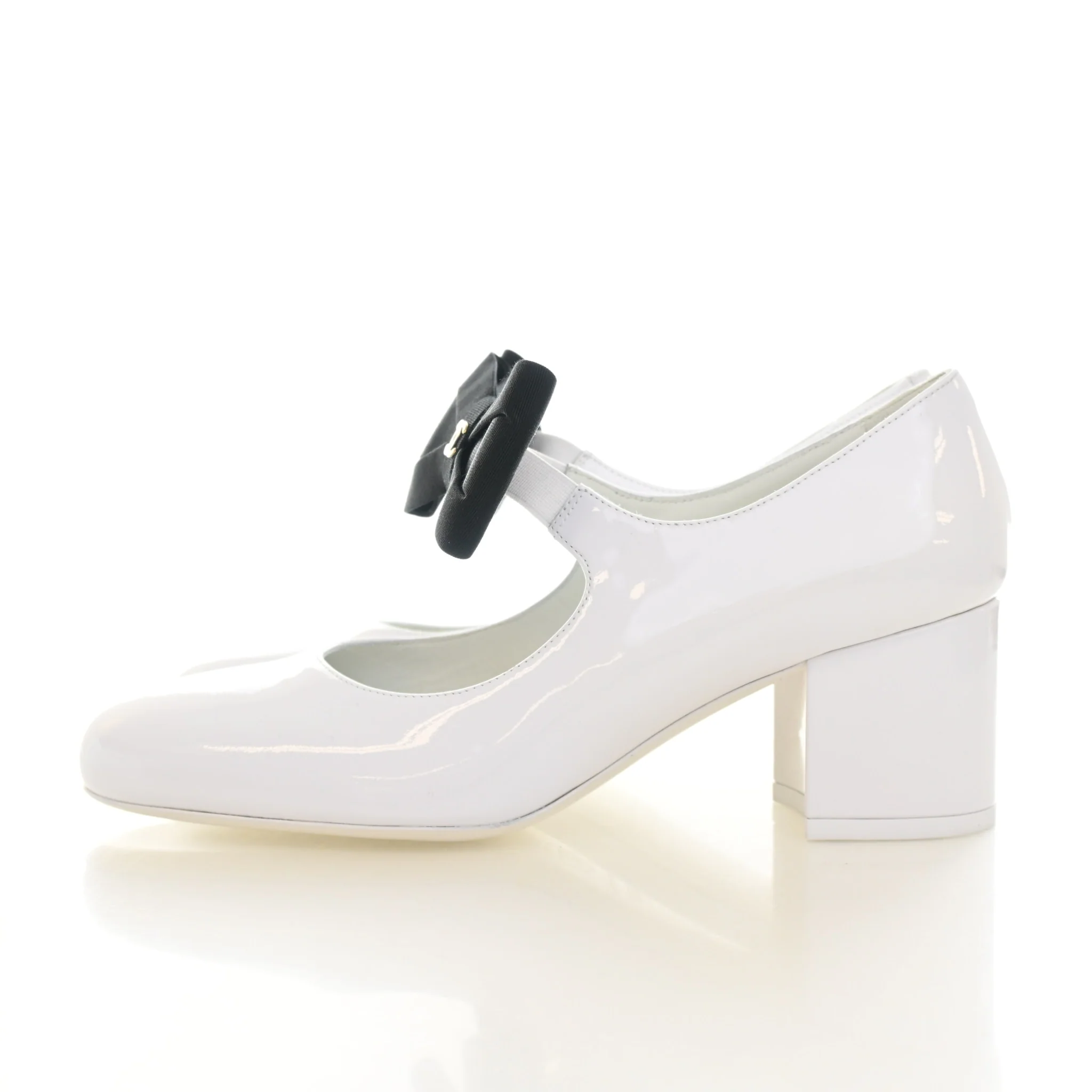 Chanel Patent CC Bow Mary Jane Pumps Sz 38.5 - Image 4