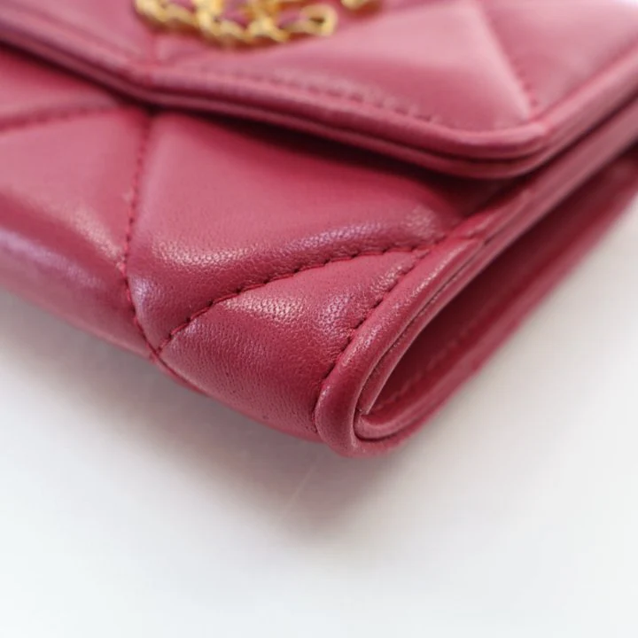 Chanel Red Lambskin 19 Cardholder on Chain - Image 8