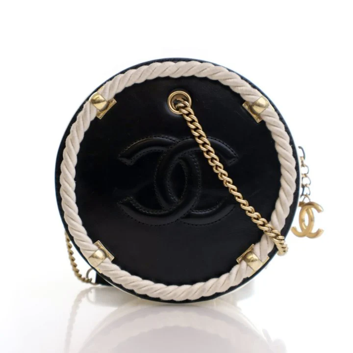 Chanel Small Crumpled Calfskin En Vogue Round Bag