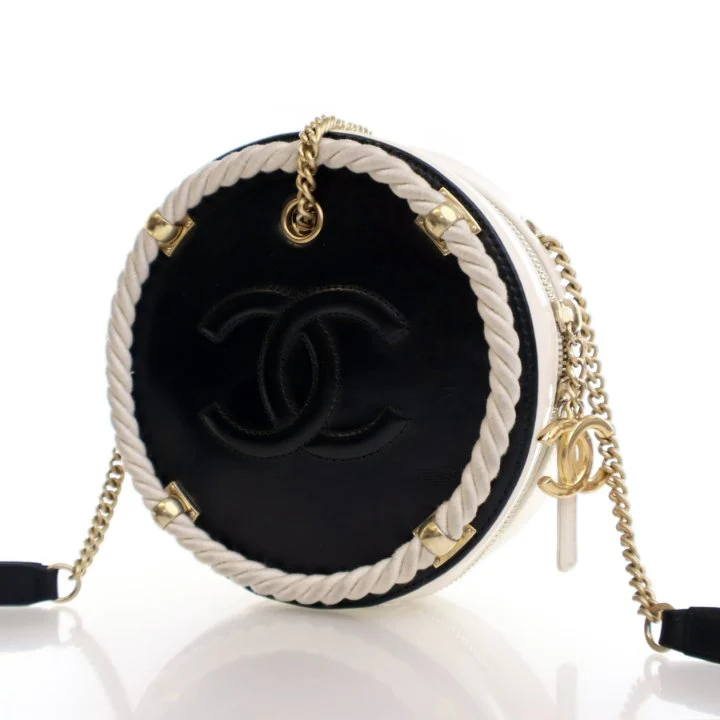 Chanel Small Crumpled Calfskin En Vogue Round Bag - Image 3