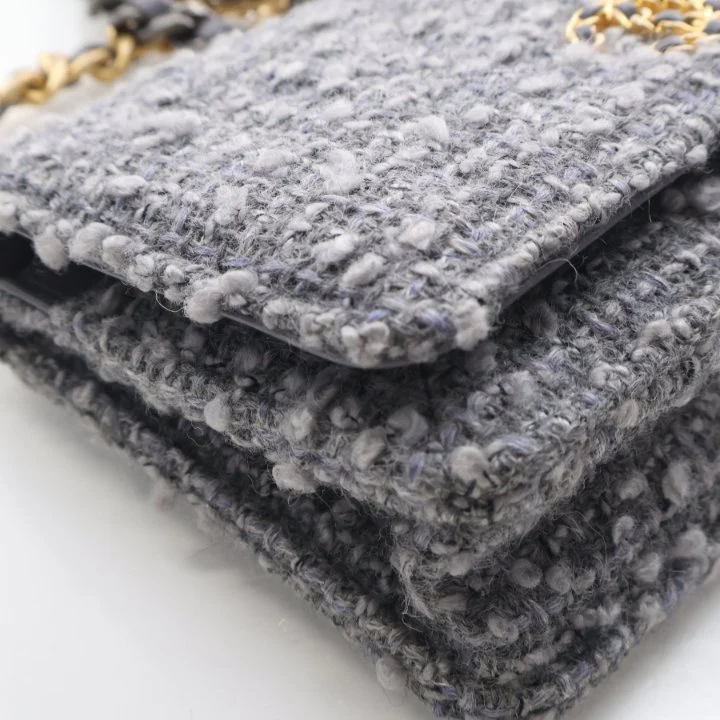 Chanel Tweed 19 Wallet On Chain (WOC) - Image 7