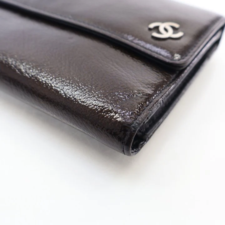 Chanel Vintage Brown Patent Trifold Continental Flap Wallet - Image 8