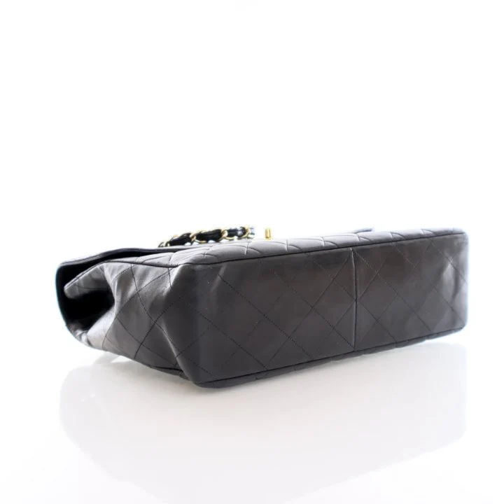 Chanel Vintage Jumbo Lambskin Classic Single Flap Bag - Image 5