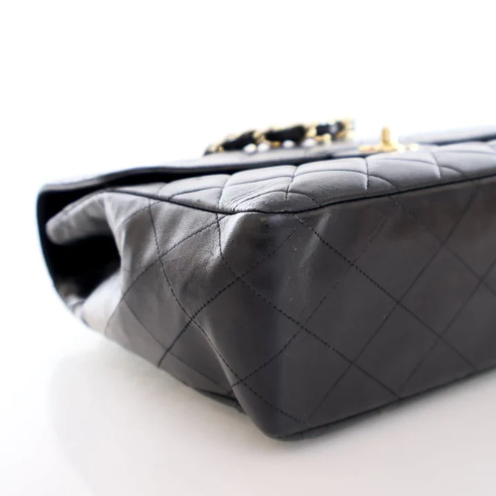 Chanel Vintage Jumbo Lambskin Classic Single Flap Bag - Image 6