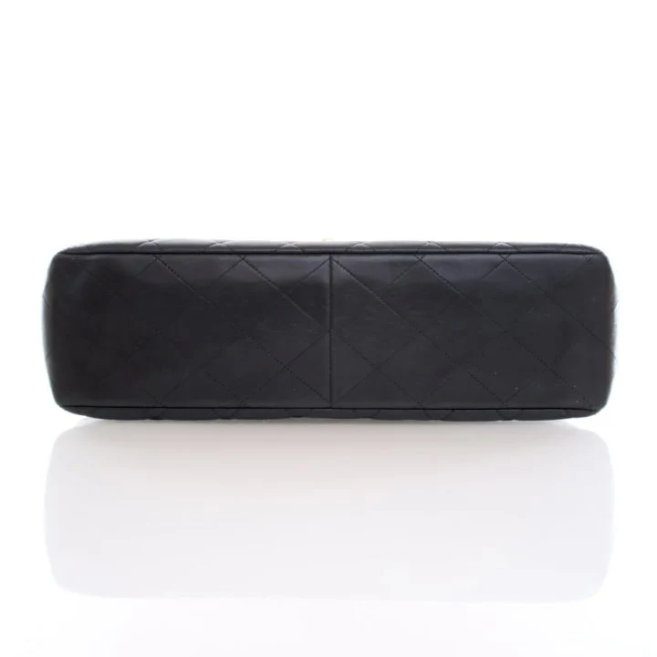 Chanel Vintage Jumbo Lambskin Classic Single Flap Bag - Image 9