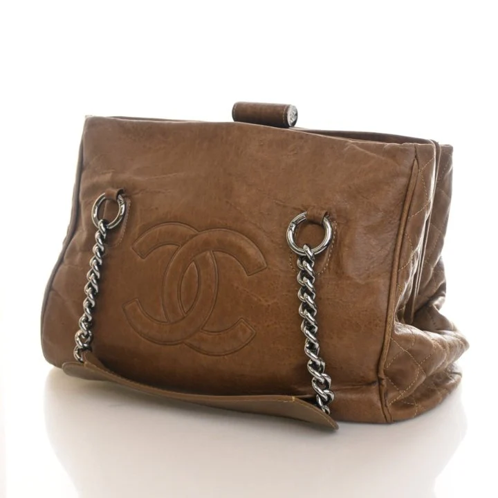 Chanel Vintage Large Aged Calfskin Perfect Day Tote - Image 3