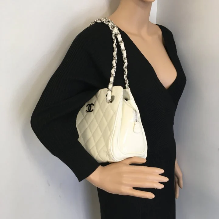 Chanel Vintage White Patent Quilted Timeless Tote - Image 18