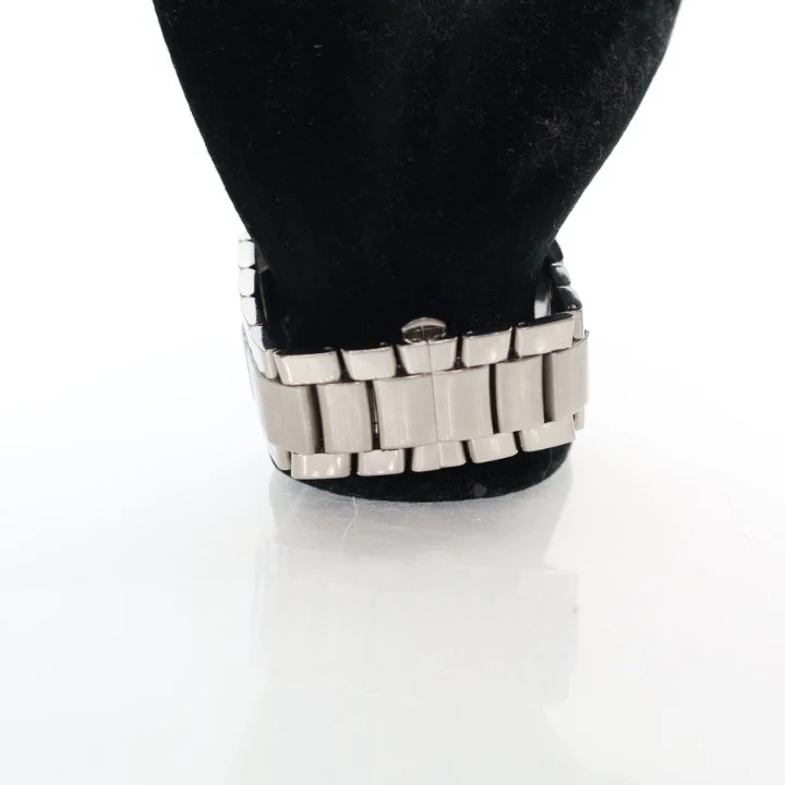 Gucci Silver Watch - Image 10