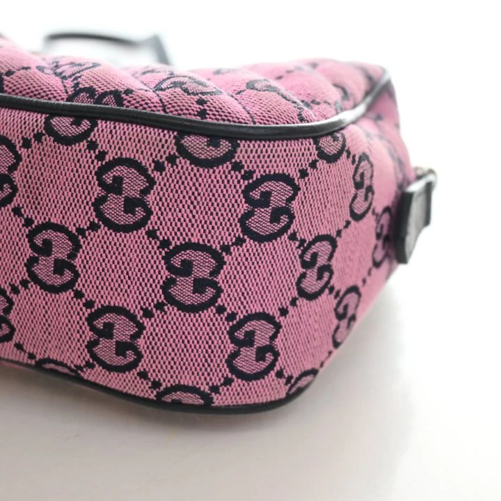 Gucci Small GG Canvas Marmont Camera Bag - Image 8
