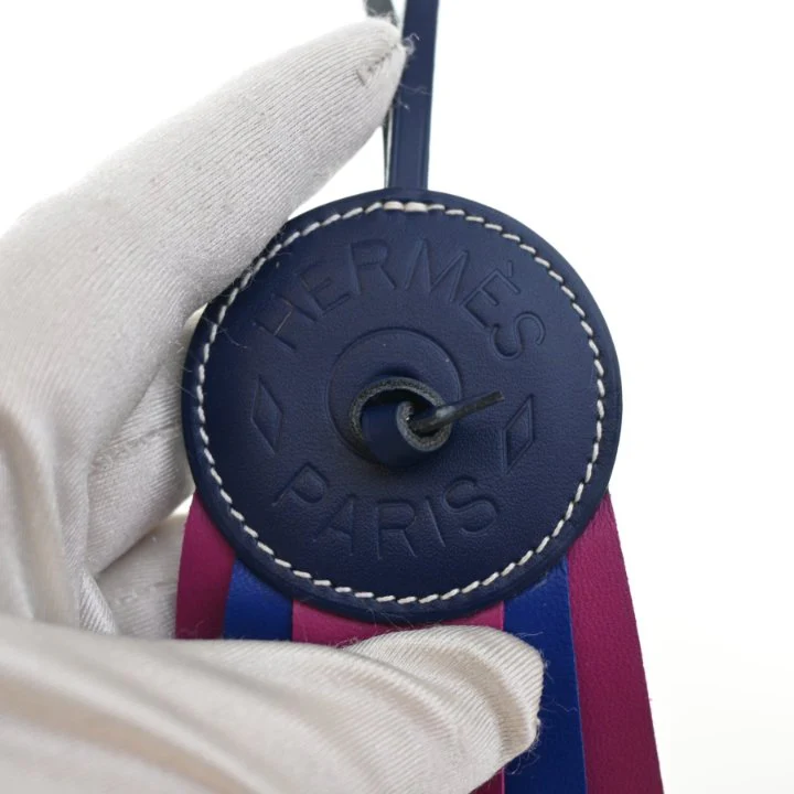Hermes Bleu Saphir Paddock Flot Charm - Image 6