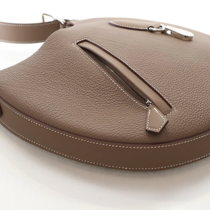 Hermes Etoupe Togo Arcon Slim - Image 5