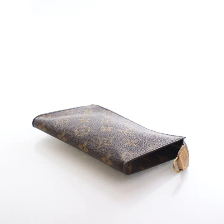 Louis Vuitton Vintage Monogram Toiletry Pochette 15 - Image 16