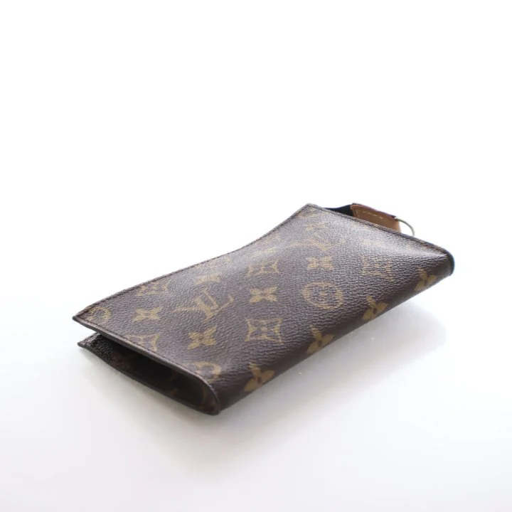 Louis Vuitton Vintage Monogram Toiletry Pochette 15 - Image 4