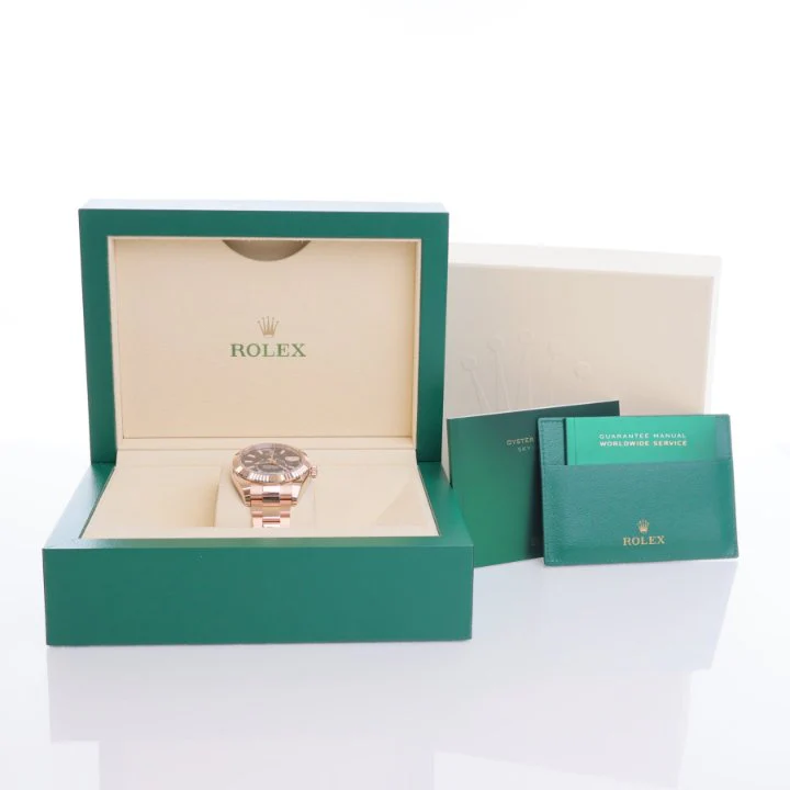 Rolex Sky-Dweller Oyster Everose Gold Chocolate 42 - Image 10