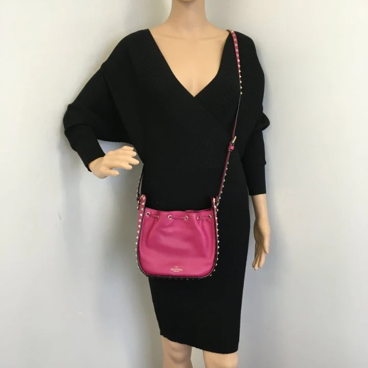 Valentino Garavani Rockstud Bucket Bag - Image 12