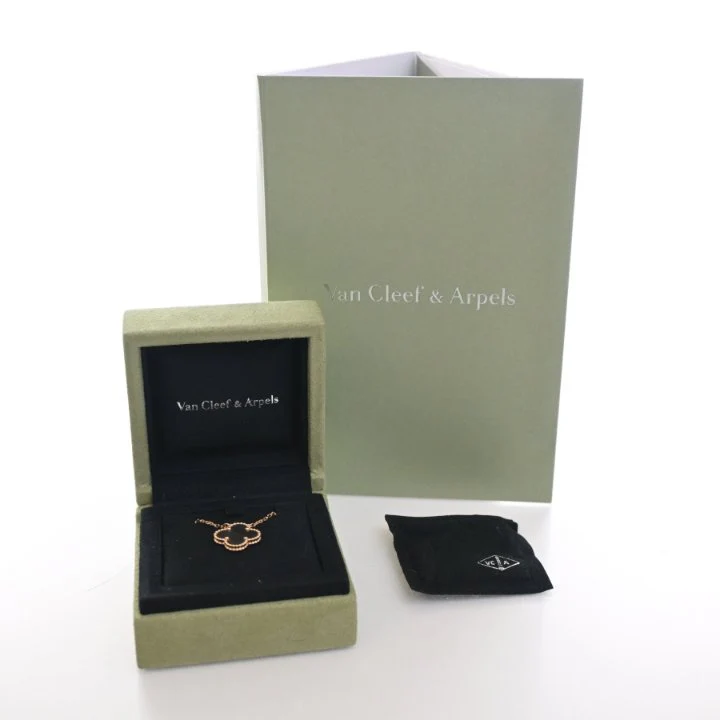 Van Cleef & Arpels Mother Of Pearl Vintage Alhambra Pendant - Image 8